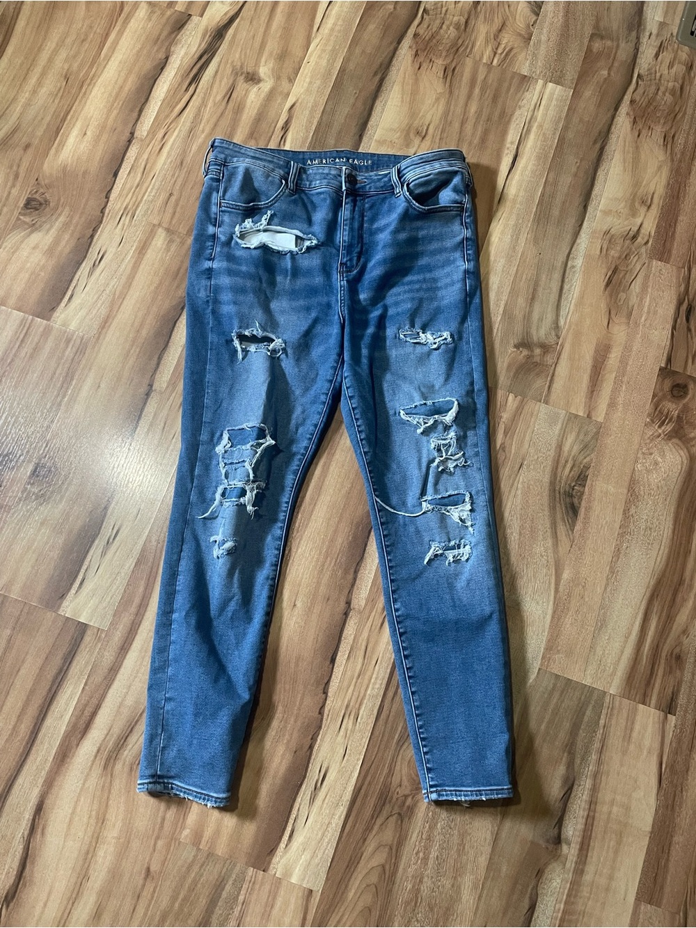 American Eagle Distressed High Rise Jegging Sz 16